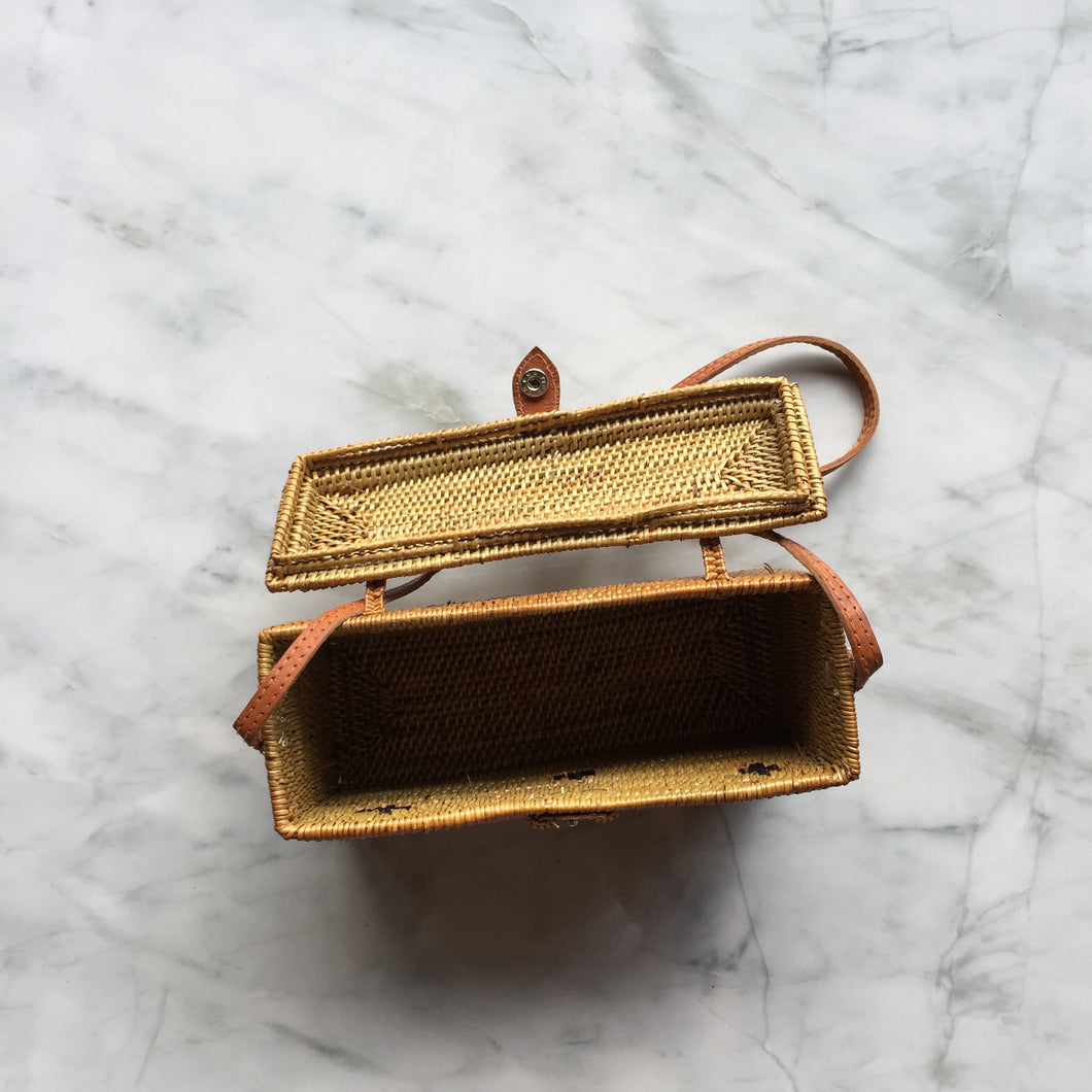 Paisley Rectangle Box Sling Bag – Crafthues